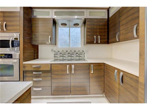 495 Templemead Drive, Hamilton, ON - Indoor Photo Showing Kitchen