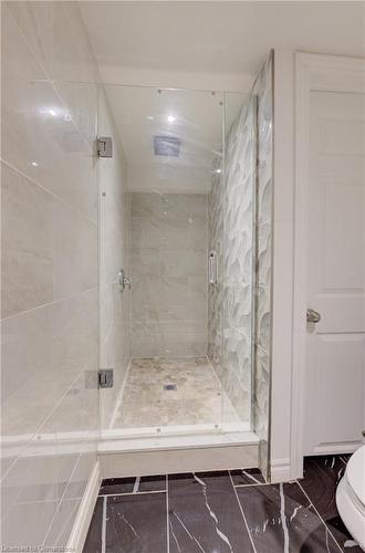 495 Templemead Drive, Hamilton, ON - Indoor Photo Showing Bathroom