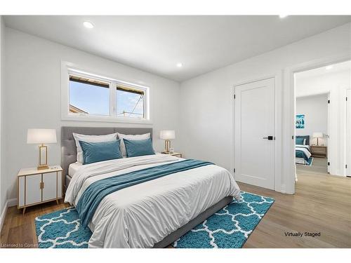 583 Britannia Avenue, Hamilton, ON - Indoor Photo Showing Bedroom