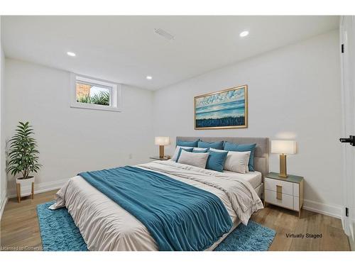 583 Britannia Avenue, Hamilton, ON - Indoor Photo Showing Bedroom