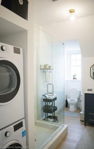 3-39 Stanley Avenue, Hamilton, ON - Indoor Photo Showing Laundry Room