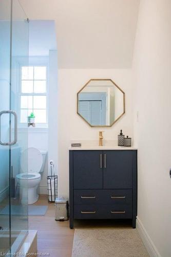 3-39 Stanley Avenue, Hamilton, ON - Indoor Photo Showing Bathroom