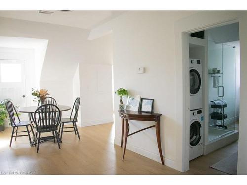 3-39 Stanley Avenue, Hamilton, ON - Indoor Photo Showing Laundry Room