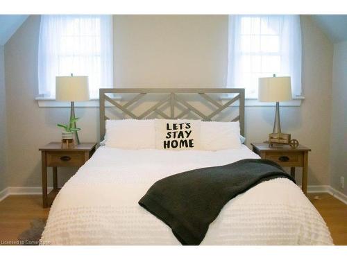 3-39 Stanley Avenue, Hamilton, ON - Indoor Photo Showing Bedroom