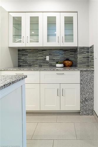 134 Gibson Avenue, Hamilton, ON - Indoor Photo Showing Kitchen