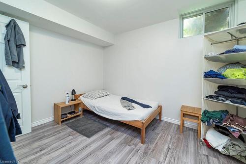 134 Gibson Avenue, Hamilton, ON - Indoor Photo Showing Bedroom