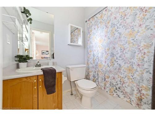 516 Eliza Crescent, Burlington, ON - Indoor Photo Showing Bathroom