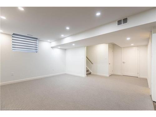 7-35 Midhurst Heights, Stoney Creek, ON - Indoor Photo Showing Basement