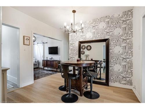 44 Steven Street, Hamilton, ON - Indoor Photo Showing Dining Room