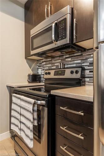 206-85 Robinson Street Street, Hamilton, ON - Indoor Photo Showing Kitchen