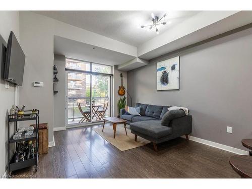 206-85 Robinson Street Street, Hamilton, ON - Indoor Photo Showing Living Room