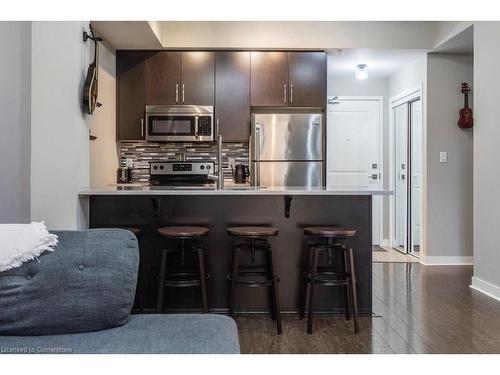 206-85 Robinson Street Street, Hamilton, ON - Indoor Photo Showing Kitchen