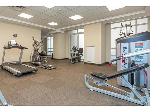 206-85 Robinson Street Street, Hamilton, ON - Indoor Photo Showing Gym Room