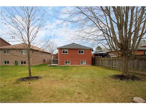 122 Braemar Avenue, Caledonia, ON - Outdoor With Backyard