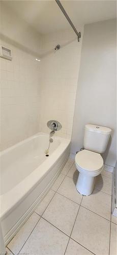 715-20 North Shore Boulevard W, Burlington, ON - Indoor Photo Showing Bathroom