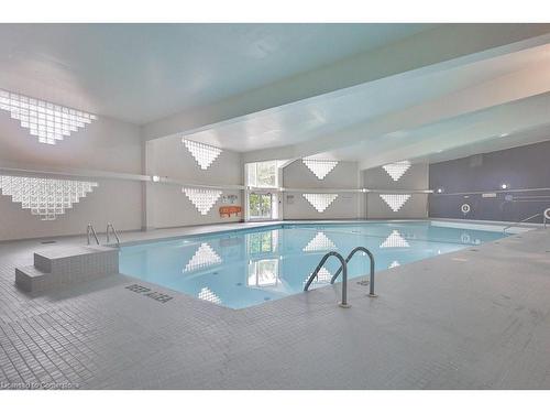 715-20 North Shore Boulevard W, Burlington, ON - Indoor Photo Showing Other Room With In Ground Pool