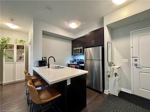 308-81 Robinson Street, Hamilton, ON - Indoor Photo Showing Kitchen With Double Sink