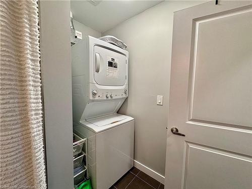 308-81 Robinson Street, Hamilton, ON - Indoor Photo Showing Laundry Room