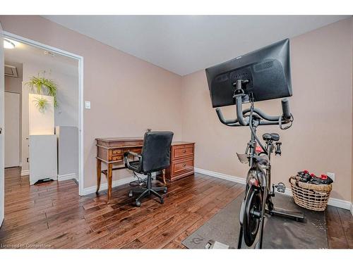 1268 Consort Crescent, Burlington, ON - Indoor Photo Showing Gym Room