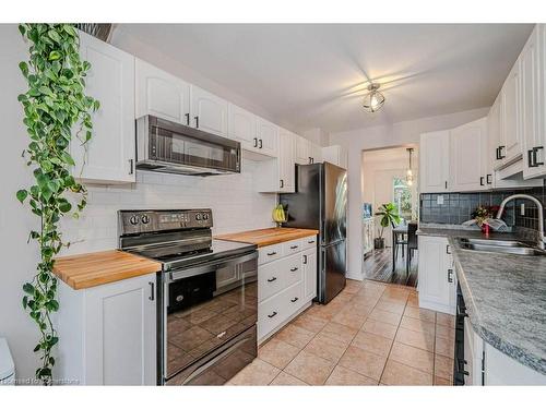 1268 Consort Crescent, Burlington, ON - Indoor Photo Showing Kitchen With Double Sink