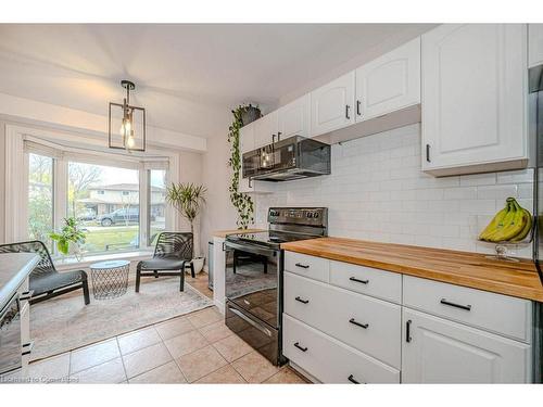 1268 Consort Crescent, Burlington, ON - Indoor Photo Showing Kitchen