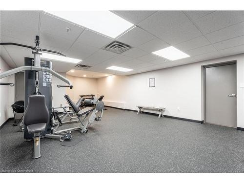 504-1201 North Shore Boulevard E, Burlington, ON - Indoor Photo Showing Gym Room