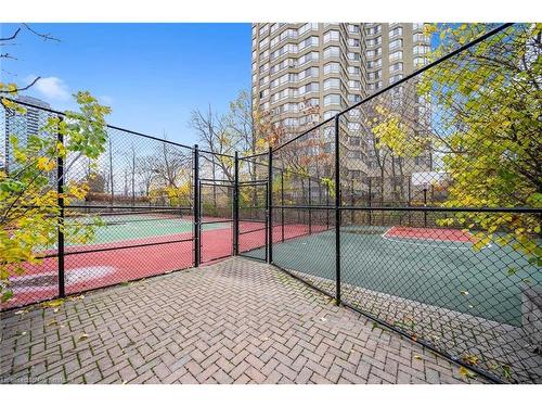 808-156 Enfield Place, Mississauga, ON - Outdoor