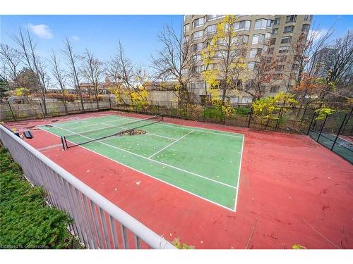 808-156 Enfield Place, Mississauga, ON - Outdoor With Backyard