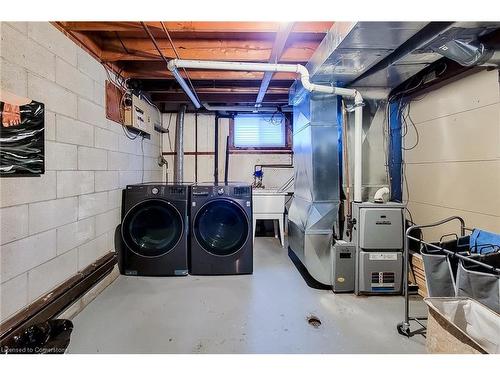 C-47 Metcalfe Crescent, Brantford, ON - Indoor Photo Showing Laundry Room