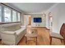 22 East 44Th Street, Hamilton, ON  - Indoor Photo Showing Living Room 