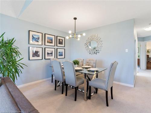 11 Stuart Street, Caledonia, ON - Indoor Photo Showing Dining Room