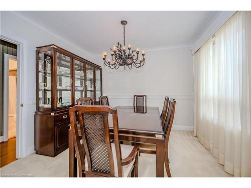 26 Reid Manor, Toronto, ON - Indoor Photo Showing Dining Room