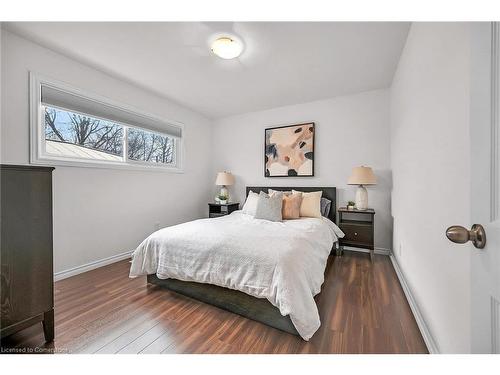 787 Upper Ottawa Street, Hamilton, ON - Indoor Photo Showing Bedroom