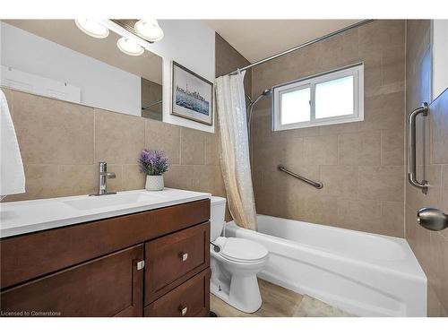 787 Upper Ottawa Street, Hamilton, ON - Indoor Photo Showing Bathroom