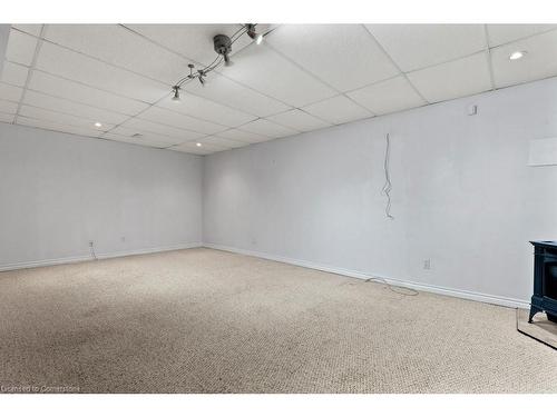 107 Dorchester Drive, Grimsby, ON - Indoor Photo Showing Other Room