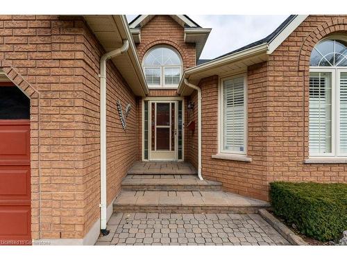 107 Dorchester Drive, Grimsby, ON - Outdoor