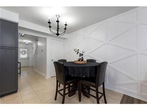 77-535 Margaret Street, Cambridge, ON - Indoor Photo Showing Dining Room