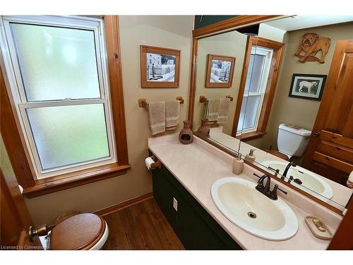 2920 Powerline Road West Road W, Ancaster, ON - Indoor Photo Showing Bathroom