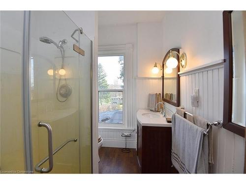 2920 Powerline Road West Road W, Ancaster, ON - Indoor Photo Showing Bathroom