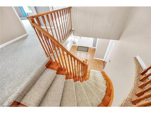 1281 Abbey Court, Burlington, ON - Indoor Photo Showing Other Room