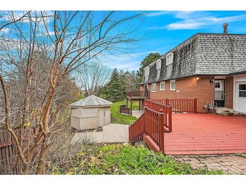 1281 Abbey Court, Burlington, ON - Outdoor