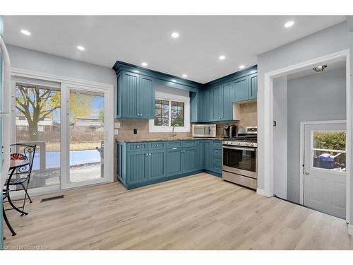 46 Oriole Crescent, Grimsby, ON - Indoor Photo Showing Kitchen