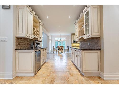 2 Bunny Glen Drive, Niagara-On-The-Lake, ON - Indoor Photo Showing Kitchen