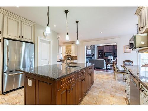 2 Bunny Glen Drive, Niagara-On-The-Lake, ON - Indoor Photo Showing Kitchen With Stainless Steel Kitchen With Upgraded Kitchen