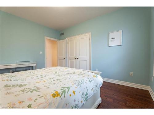 2 Bunny Glen Drive, Niagara-On-The-Lake, ON - Indoor Photo Showing Bedroom