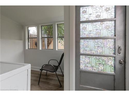 173 Oak Avenue, Hamilton, ON - Indoor Photo Showing Other Room