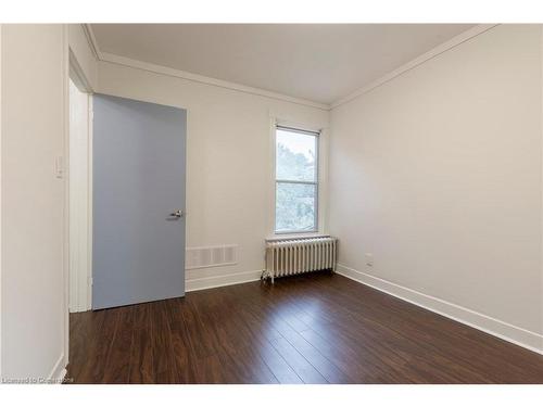 173 Oak Avenue, Hamilton, ON - Indoor Photo Showing Other Room