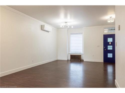 173 Oak Avenue, Hamilton, ON - Indoor Photo Showing Other Room