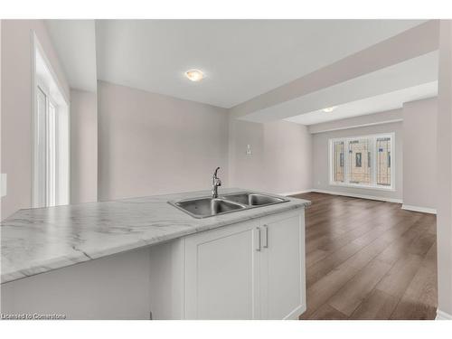 1-19 Picardy Drive, Hamilton, ON - Indoor Photo Showing Kitchen With Double Sink