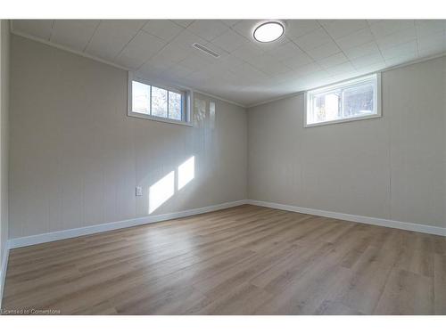 1371 Mountain Grove Avenue, Burlington, ON - Indoor Photo Showing Other Room